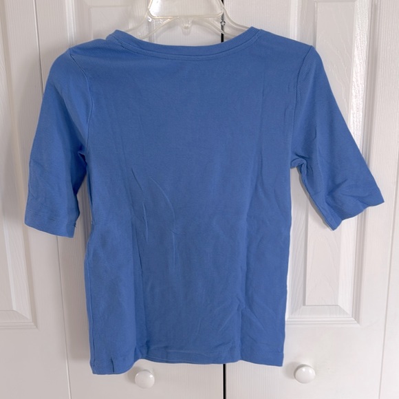 *LIKE NEW* LOFT Women's Periwinkle Ribbed Crew Neck Longer Sleeved Tee - Size M - Picture 6 of 8